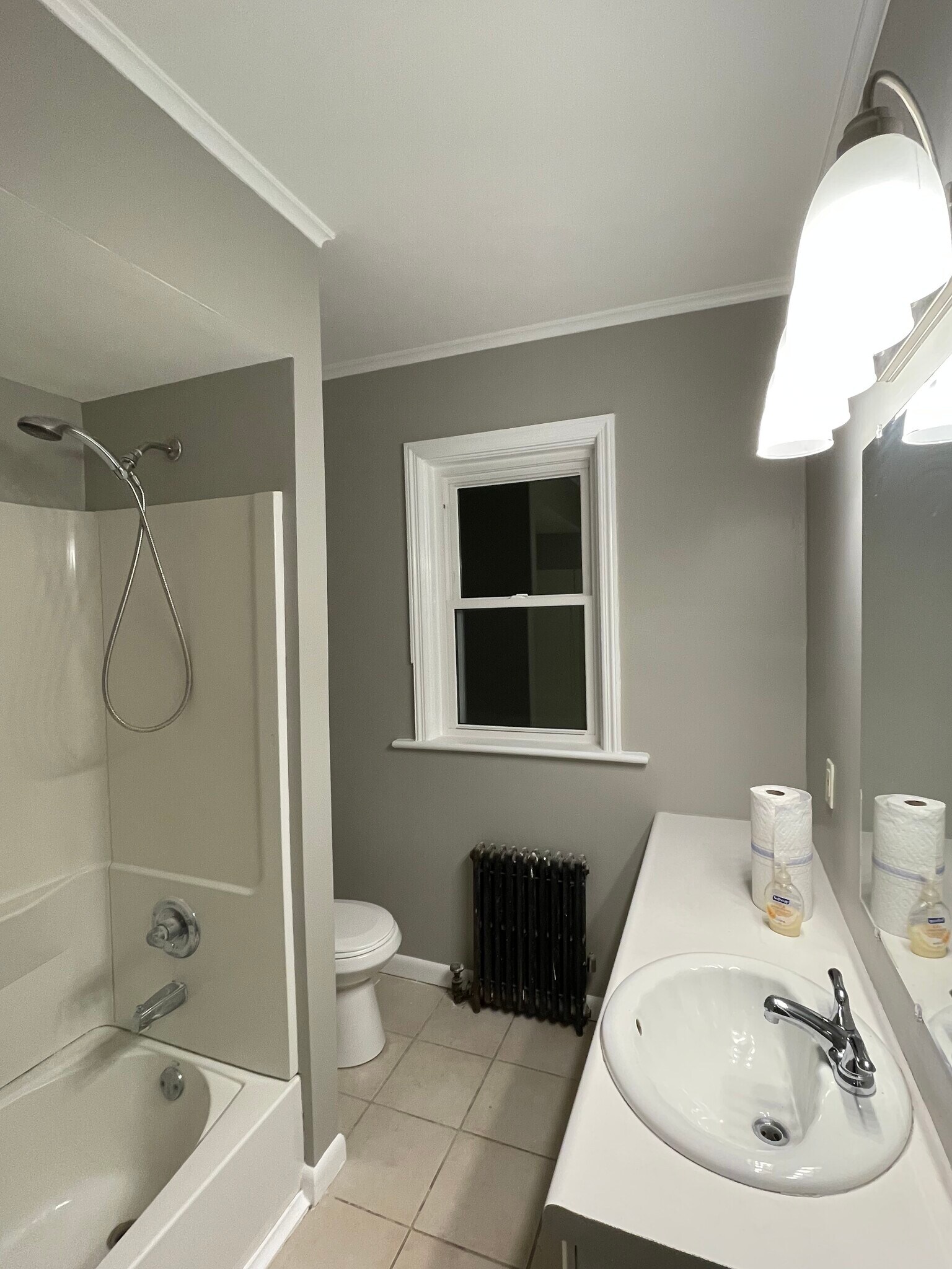 Building Photo - 1544 Union St