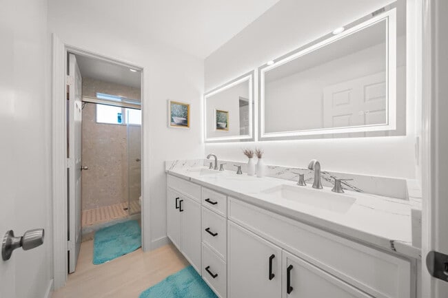 Building Photo - 1219 Denver Ln