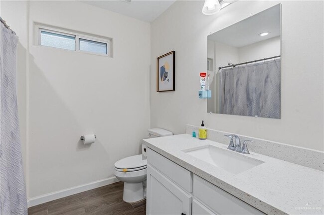 Building Photo - 15 Providence Ave