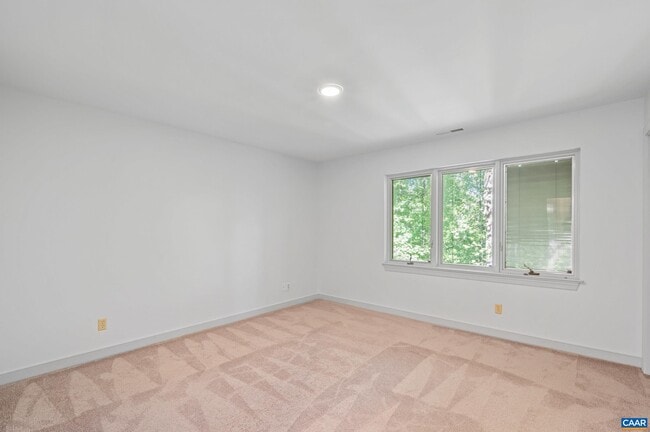 Building Photo - 501 Rookwood Pl