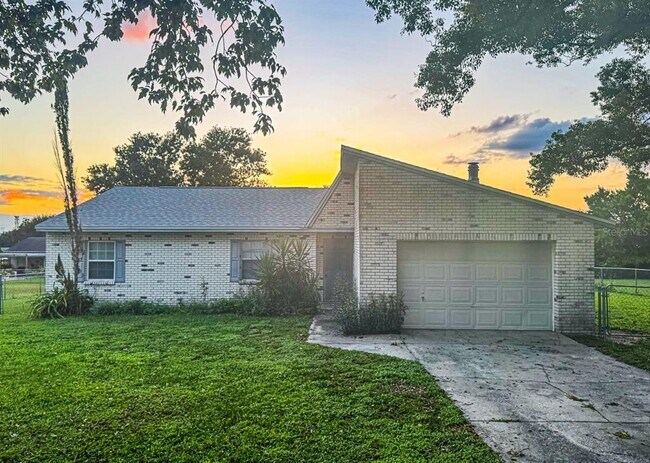 Primary Photo - 7410 Orangeview Cir