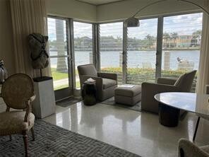 Building Photo - 561 Bayshore Dr