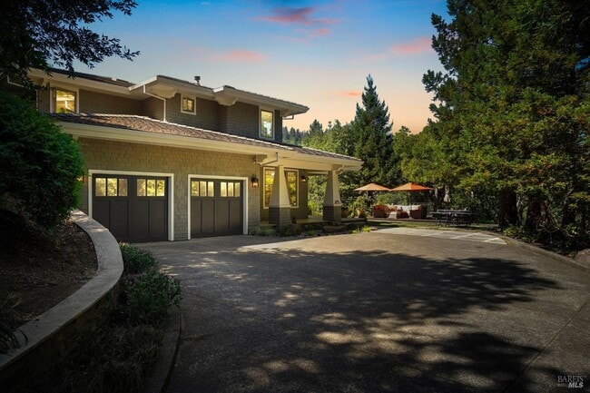 Building Photo - 10 Idlewood Rd