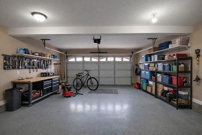 Building Photo - $250 OFF Move In Special!