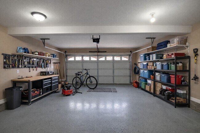 Building Photo - Brick Beauty with Bonus Space Galore!