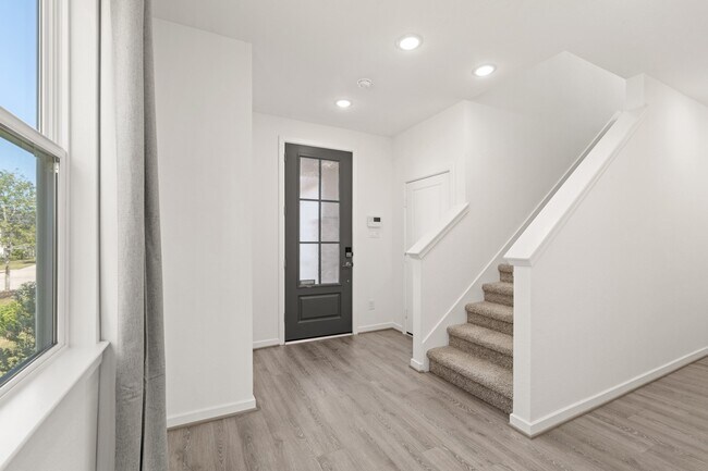 Building Photo - 21703 Heather Elm Dr