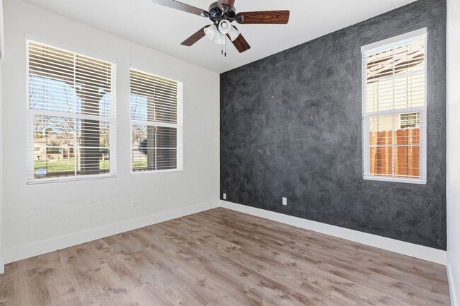 Building Photo - 1292 Paseo Belleza