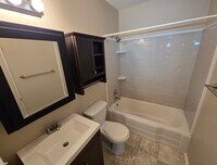 Building Photo - 2007 46th St