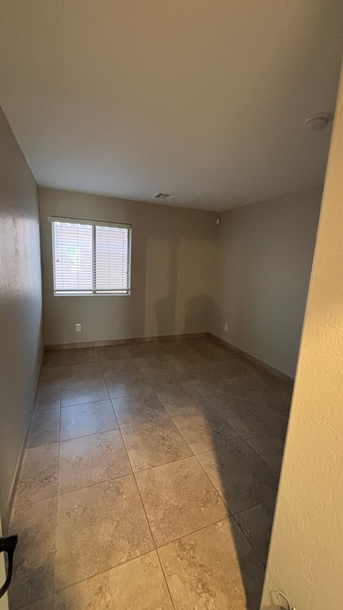 Building Photo - 21047 N Alma Dr