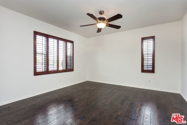 Building Photo - 494 Santa Maria St