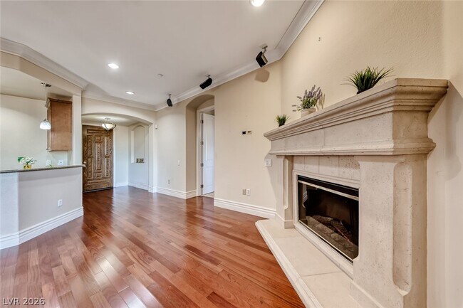 Building Photo - 20 Via Mantova