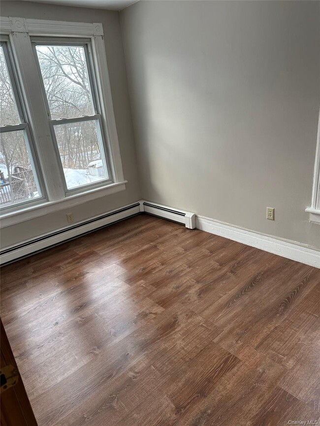 Building Photo - 180 N Clinton St