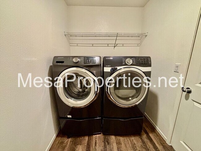 Building Photo - 10574 Pampas Ct