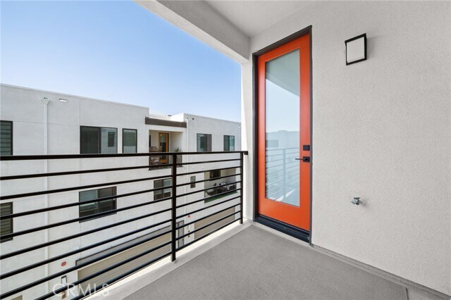 Building Photo - 2151 Crescent