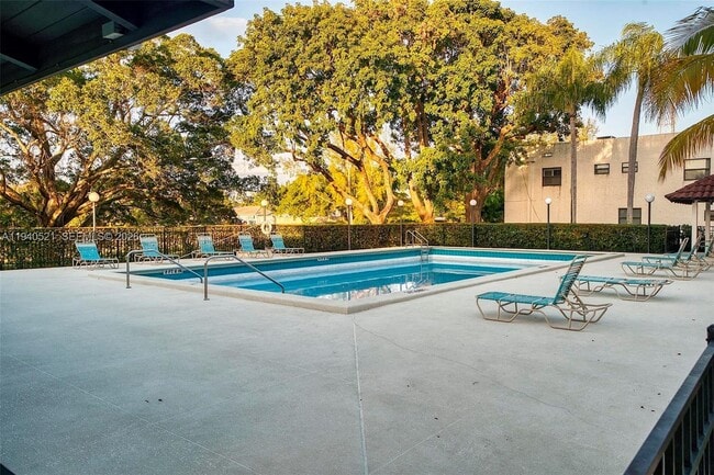 Building Photo - 8898 SW 62nd Terrace