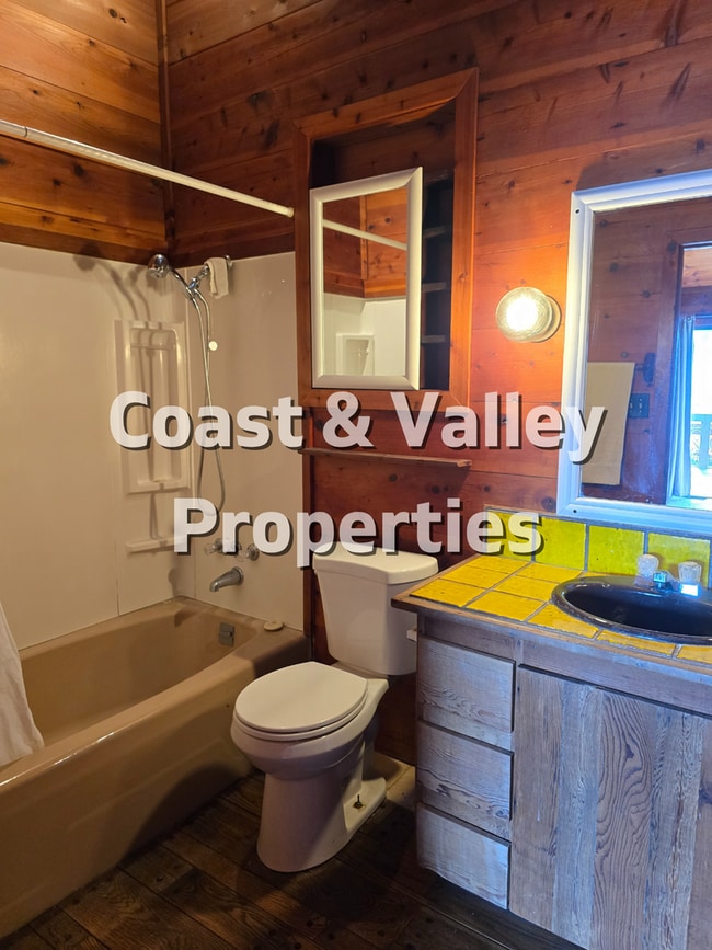 Building Photo - Carmel Valley Home for RENT!!!