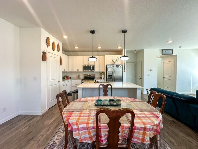 Building Photo - 9049 Bondcliff Ln
