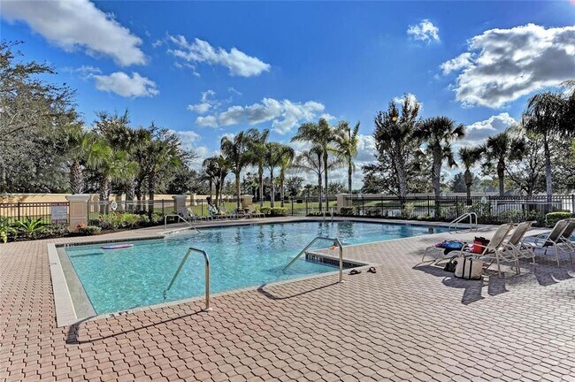 Building Photo - 8143 Miramar Way