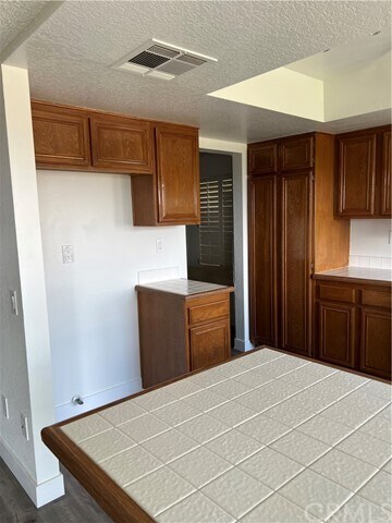 Building Photo - 3061 Piedmont Dr