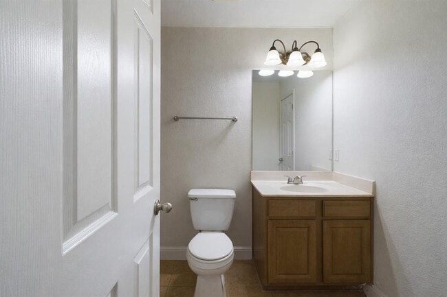 Building Photo - 500 E 48th St