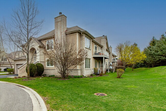 Building Photo - 6 Beaconsfield Ct