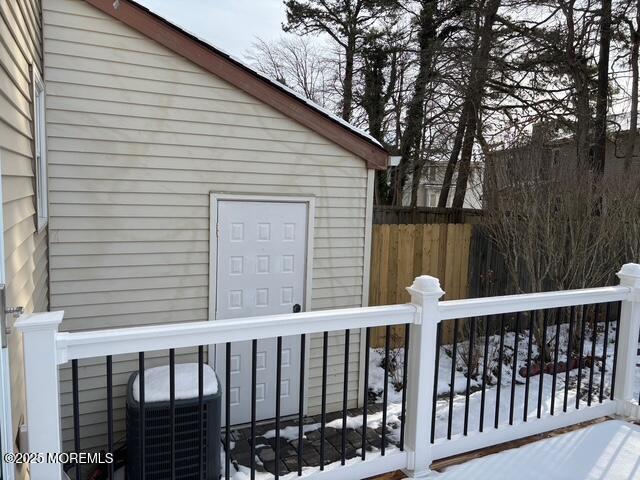 Building Photo - 148B Bayshore Dr