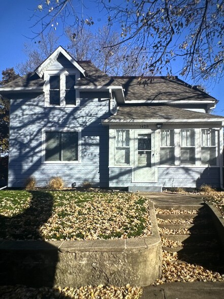 Building Photo - 1428 Story St