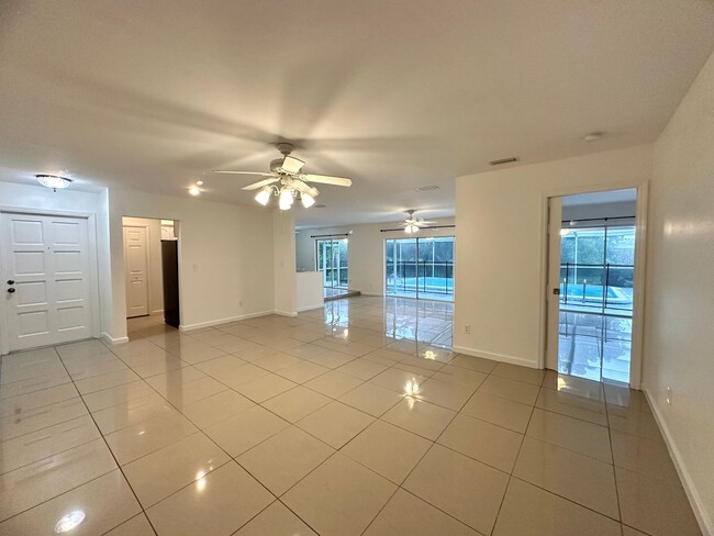 Building Photo - Charming 3 Bed, 2 Bath Pool Home in SE Cap...