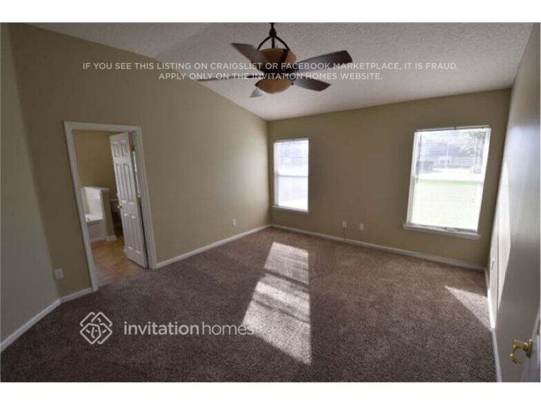 Building Photo - 3525 Live Oak Hollow Dr