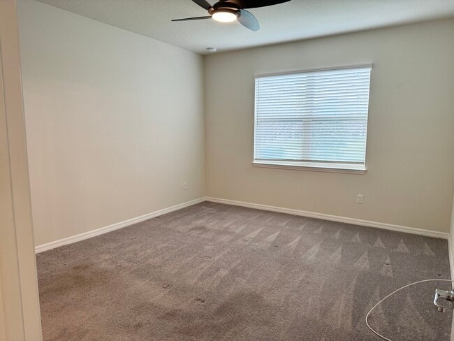 Building Photo - 5110 Levana St