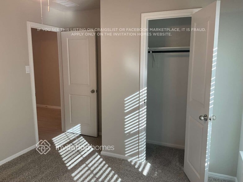 Building Photo - 422 Lubbock Dr