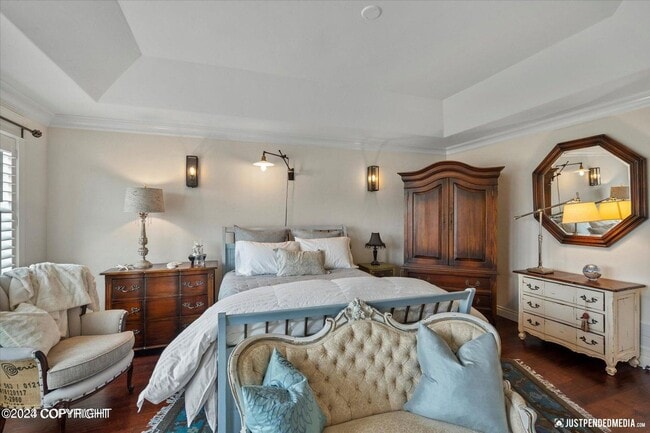 Building Photo - Amazing 4 Bed/4.5 Bath Palmer Home