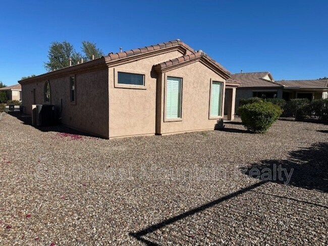 Building Photo - 4245 E Ficus Way