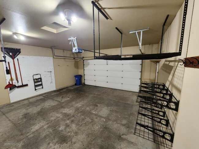 Building Photo - 737 Copperfield Dr