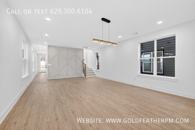 Building Photo - 2144 18th Avenue N