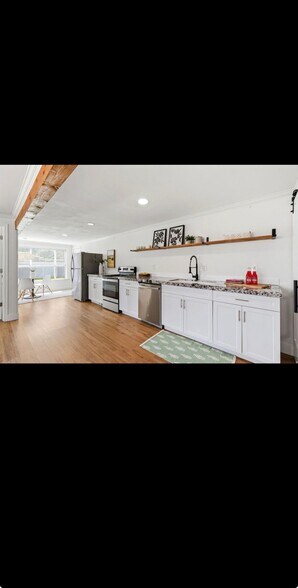 Building Photo - 1212 Buccaneer Dr