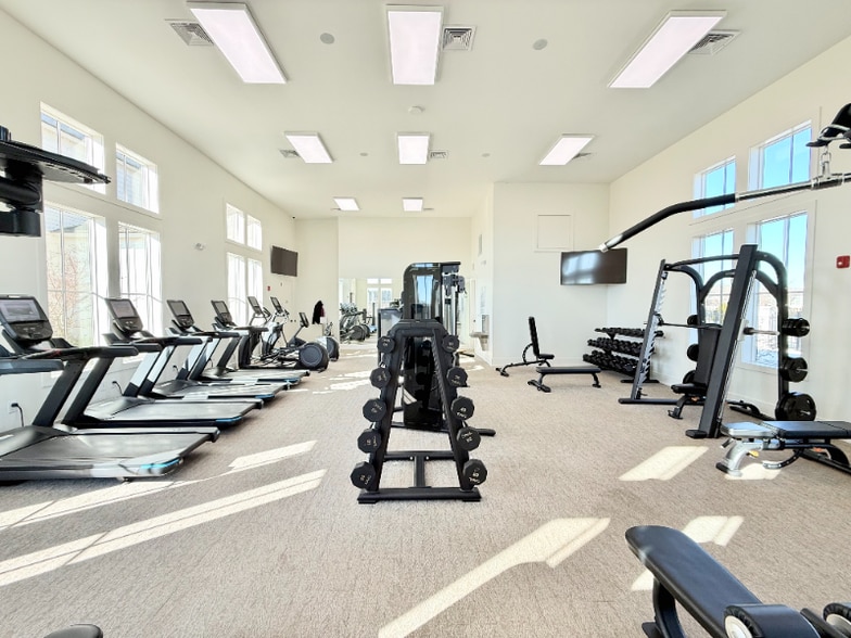 Building Photo - 190 Kearny St