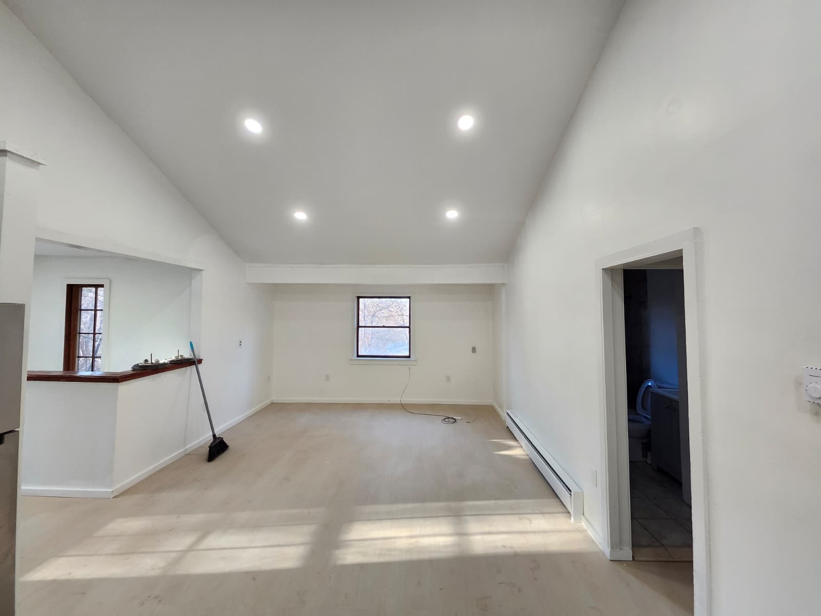 Building Photo - 2 Wildwood Trl