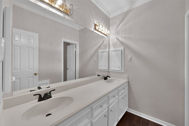 Building Photo - 1803 Quiet Country Ct