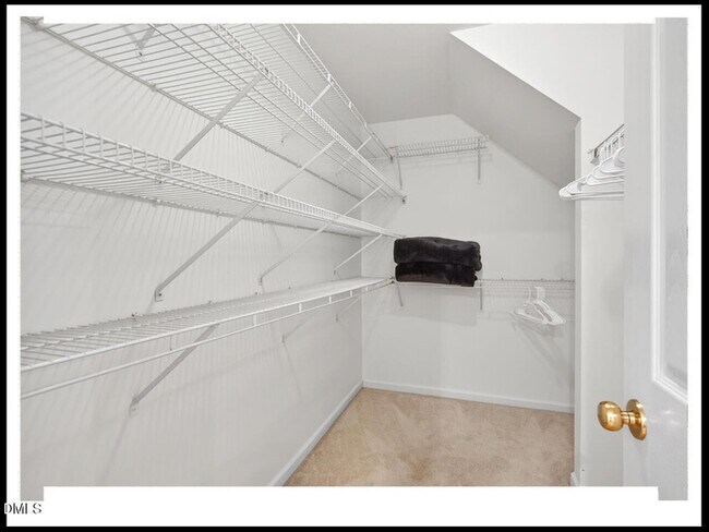 Building Photo - 5207 Tahoe Dr