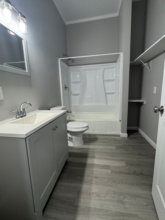Building Photo - One bedroom in Monroe!