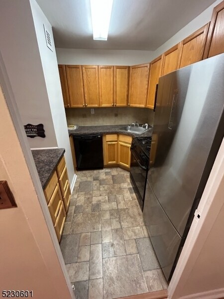 Building Photo - 285 Aycrigg Ave