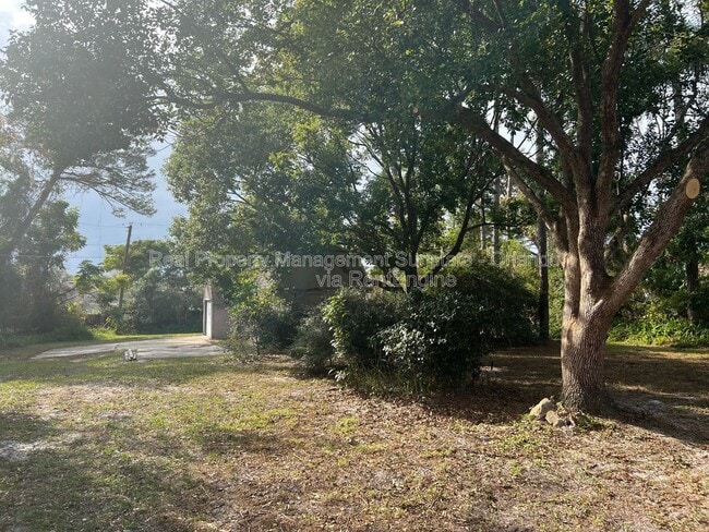 Building Photo - 1740 Whipple Dr