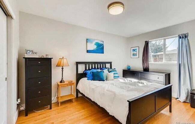 Building Photo - North Park Hill neighborhood Available in July