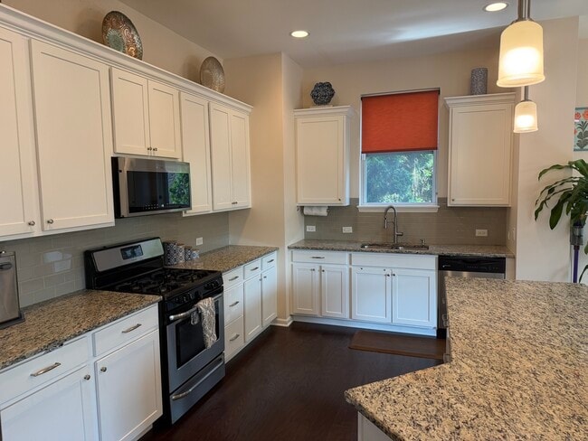 Building Photo - 463 Timber Trail Ct