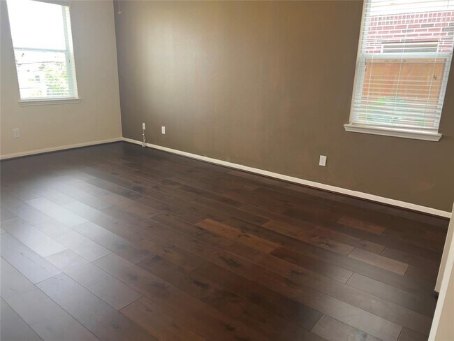 Building Photo - 3930 Medici Ct
