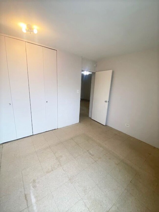 Building Photo - 3 Bedroom / 1 Bath at the Su Casa