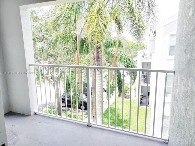 Building Photo - 711 SW 111th Way