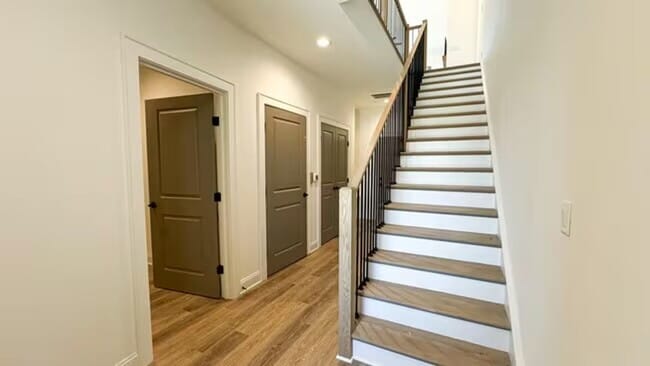 Building Photo - Gorgeous Townhome For Rent in the heart of...