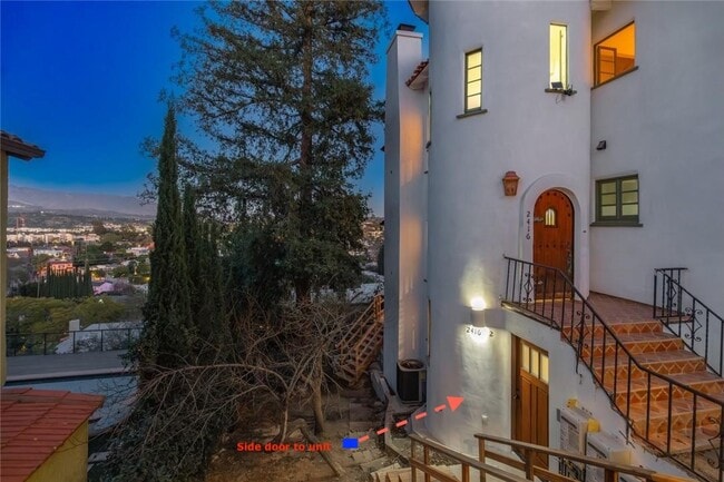 Building Photo - 2416 Moreno Dr